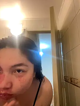 Snapshot of WhiteWomen chatting on September 10, 2025, 10:48 am WhiteWomen online show from September 10, 2025, 10:48 am