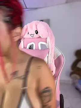 ashlyrey-1 online show from September 14, 2025, 2:54 am