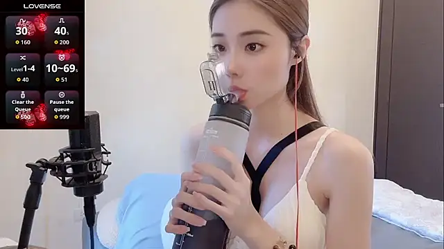 sweet5200 online show from June 13, 2026, 8:56 am