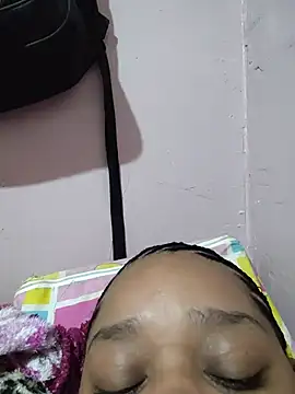 Snapshot of vic_pretynhaa chatting on July 4, 2026, 1:28 pm vic pretynhaa online show from July 4, 2026, 1:28 pm