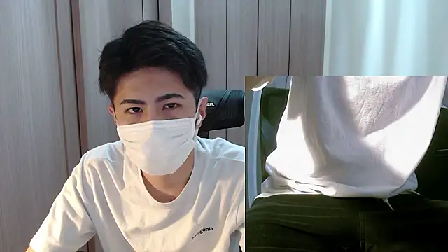 Snapshot of ryota_kkk chatting on May 15, 2026, 11:28 am ryota kkk online show from May 15, 2026, 11:28 am