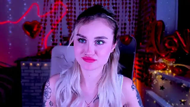  Ravenaa online show from February 25, 2025, 2:33 pm