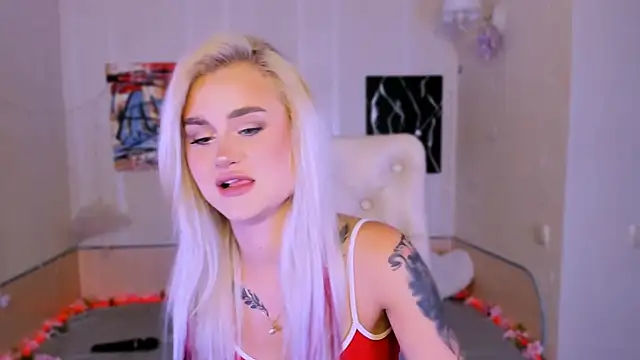 Snapshot of _Ravenaa chatting on November 20, 2025, 2:50 pm Ravenaa online show from November 20, 2025, 2:50 pm