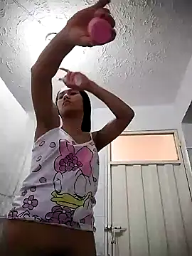 Snapshot of Catalehia_Milk chatting on January 30, 2025, 4:58 am Catalehia Milk online show from January 30, 2025, 4:58 am