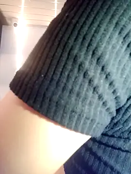 Snapshot of Catalehia_Milk chatting on September 28, 2025, 11:26 am Catalehia Milk online show from September 28, 2025, 11:26 am