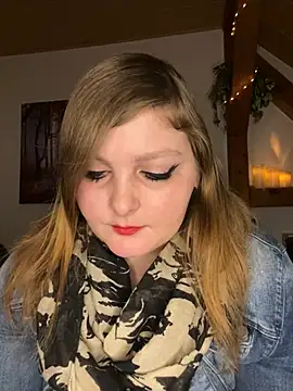 Snapshot of herz_steht_kopf90 chatting on March 6, 2025, 8:59 pm herz steht kopf90 online show from March 6, 2025, 8:59 pm