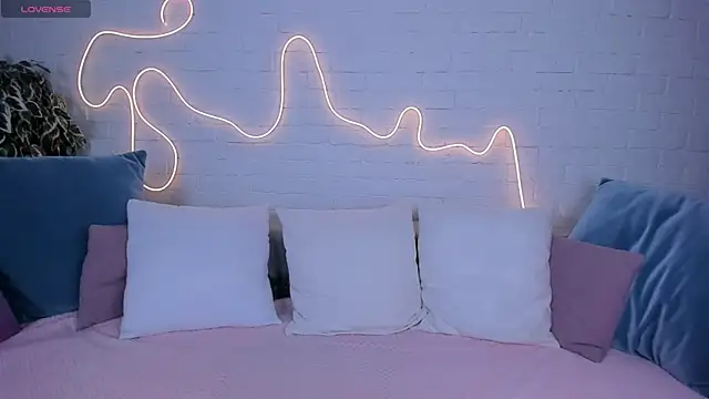 rossy babe  online show from January 24, 2025, 12:42 am