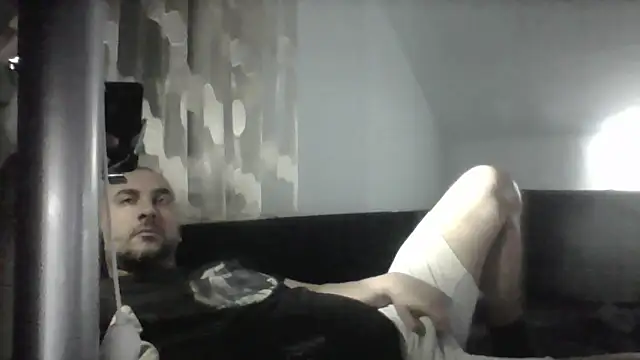 Snapshot of NewyorkDimi chatting on June 2, 2026, 2:02 am NewyorkDimi online show from June 2, 2026, 2:02 am