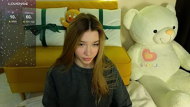 Snapshot of LuxuryGirl__ chatting on January 16, 2025, 6:03 am LuxuryGirl online show from January 16, 2025, 6:03 am