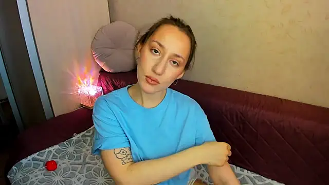 Snapshot of MelodyOfLovee chatting on March 27, 2026, 5:24 am MelodyOfLovee online show from March 27, 2026, 5:24 am
