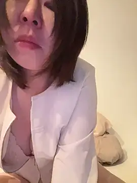 Yukimi- online show from December 11, 2024, 9:34 pm