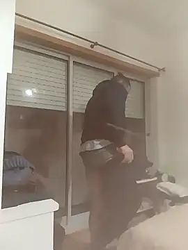 jonyfree1978 online show from December 20, 2024, 11:05 pm