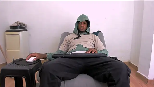 Snapshot of jack_crawfortt chatting on October 9, 2025, 12:52 am jack crawfortt online show from October 9, 2025, 12:52 am