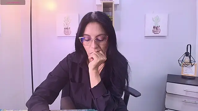 Zuzana21 online show from April 22, 2026, 1:01 pm