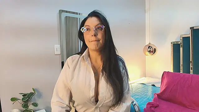 Snapshot of Zuzana21 chatting on July 21, 2026, 1:13 pm Zuzana21 online show from July 21, 2026, 1:13 pm
