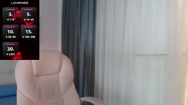 Snapshot of liss_black chatting on February 12, 2025, 4:00 pm liss black online show from February 12, 2025, 4:00 pm