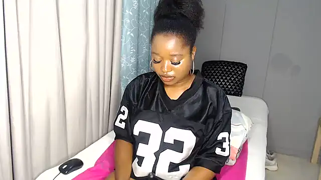 Snapshot of Sexyboobs330 chatting on February 20, 2025, 7:52 pm Sexyboobs330 online show from February 20, 2025, 7:52 pm