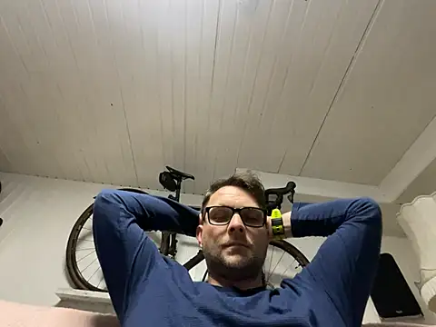 Snapshot of Perry_devot chatting on January 6, 2025, 8:07 pm Perry devot online show from January 6, 2025, 8:07 pm