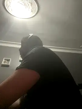 Snapshot of Choco3838 chatting on November 27, 2025, 8:22 pm Choco3838 online show from November 27, 2025, 8:22 pm