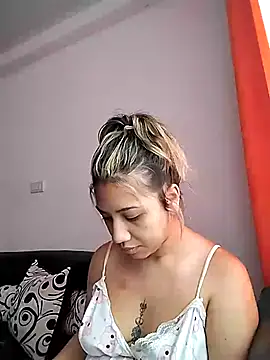 Snapshot of nina_carther chatting on March 6, 2025, 1:46 pm nina carther online show from March 6, 2025, 1:46 pm