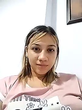 Snapshot of nina_carther chatting on March 19, 2025, 12:59 am nina carther online show from March 19, 2025, 12:59 am