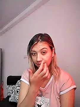 Snapshot of nina_carther chatting on March 19, 2025, 1:29 pm nina carther online show from March 19, 2025, 1:29 pm