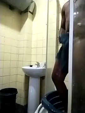 Snapshot of Polygamist chatting on September 19, 2025, 5:42 am Polygamist online show from September 19, 2025, 5:42 am