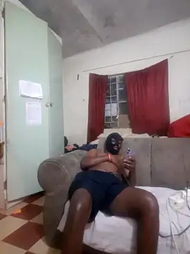 Snapshot of Polygamist chatting on September 22, 2025, 12:12 am Polygamist online show from September 22, 2025, 12:12 am