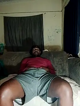 Polygamist online show from June 26, 2026, 12:37 am