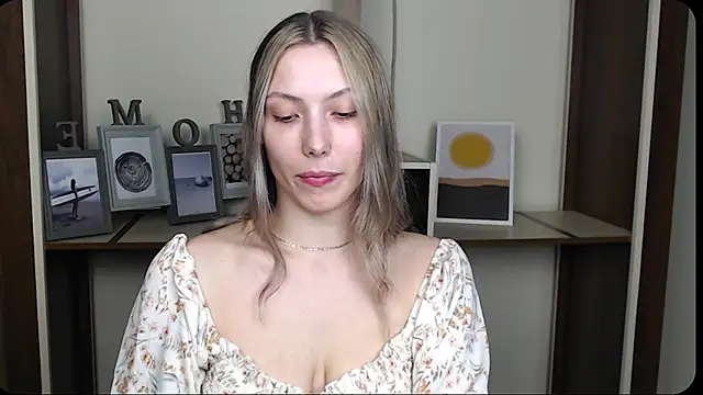VanessaMay  online show from March 20, 2026, 5:18 pm