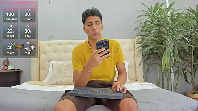 kieran derek online show from September 12, 2025, 3:06 am