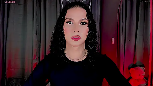 Snapshot of gatitavenecis chatting on January 3, 2025, 8:32 am gatitavenecis online show from January 3, 2025, 8:32 am