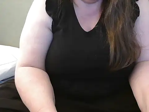 Snapshot of MarthaBriest chatting on February 18, 2025, 10:16 am MarthaBriest online show from February 18, 2025, 10:16 am