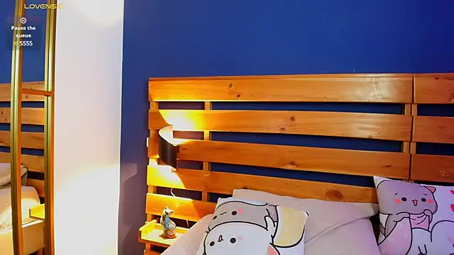 Snapshot of stefania_lerner chatting on January 23, 2025, 3:32 pm stefania lerner online show from January 23, 2025, 3:32 pm