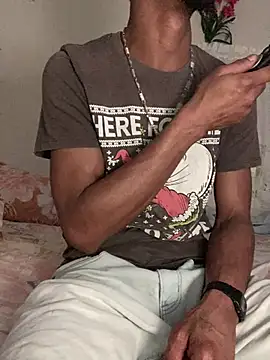 Johnras121 online show from March 3, 2026, 11:54 pm