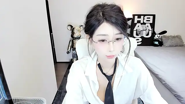 Snapshot of bdbdzs chatting on February 11, 2025, 10:07 pm bdbdzs online show from February 11, 2025, 10:07 pm