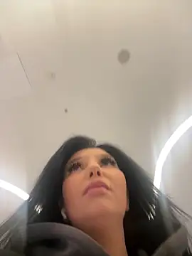 Snapshot of Tisha_Busty chatting on December 13, 2024, 1:44 pm Tisha Busty online show from December 13, 2024, 1:44 pm