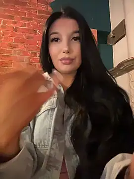 Tisha Busty online show from July 26, 2026, 12:34 pm