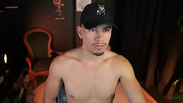 Aaronfox x online show from February 16, 2026, 11:39 am