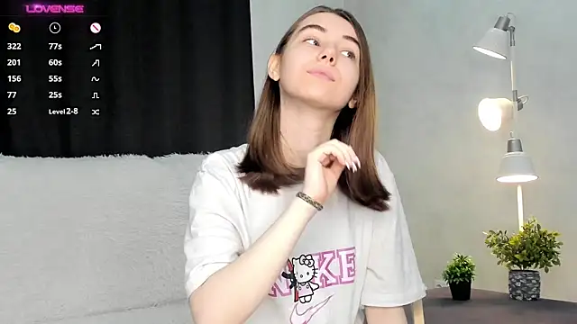 Snapshot of MeghanElson chatting on March 12, 2025, 11:09 am MeghanElson online show from March 12, 2025, 11:09 am