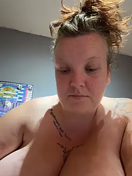 Snapshot of busty-bella1 chatting on July 22, 2026, 9:50 pm busty-bella1 online show from July 22, 2026, 9:50 pm