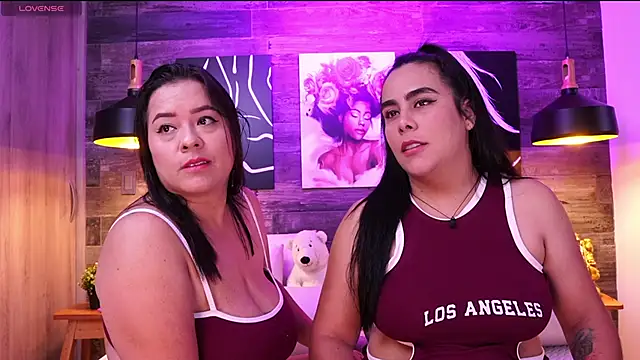 Snapshot of DanyAndAlexa chatting on May 11, 2026, 12:11 pm DanyAndAlexa online show from May 11, 2026, 12:11 pm