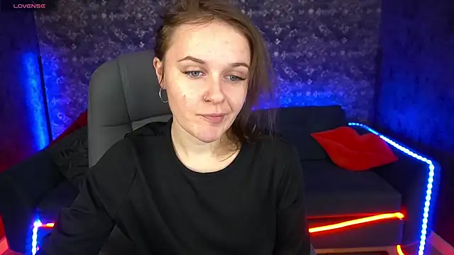 MaribelRiverr  online show from February 28, 2025, 6:43 am