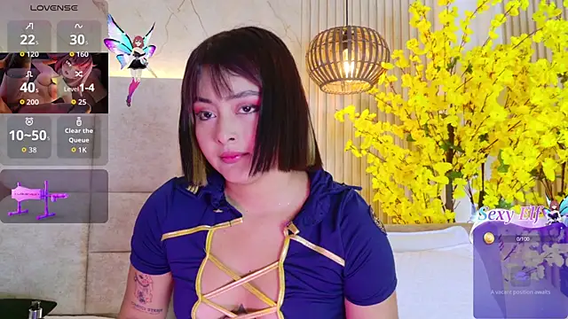 KimVelezz online show from May 24, 2026, 1:49 pm