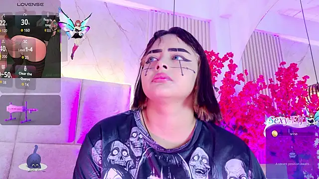 KimVelezz online show from June 12, 2026, 5:12 pm