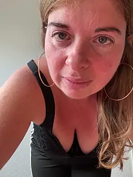 Lombada online show from September 28, 2025, 8:31 am