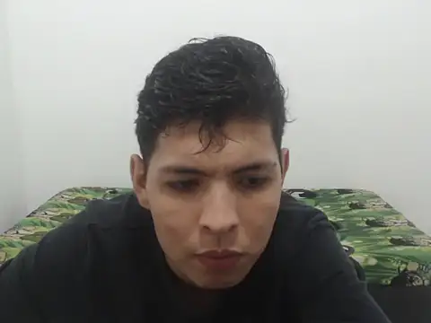 yuletxxx online show from April 1, 2026, 12:50 pm