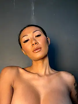 thai-dreamgirl online show from October 1, 2025, 11:55 pm