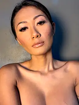 thai-dreamgirl online show from October 28, 2025, 11:29 pm