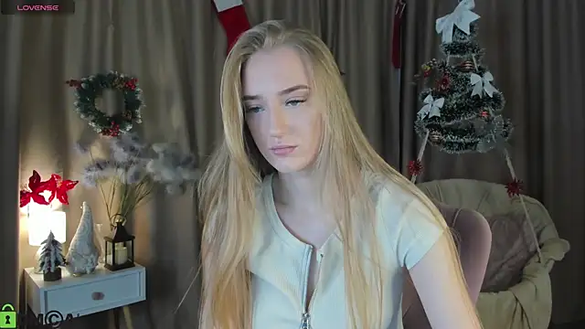 Snapshot of Stacy_River chatting on November 30, 2025, 9:24 am Stacy River online show from November 30, 2025, 9:24 am